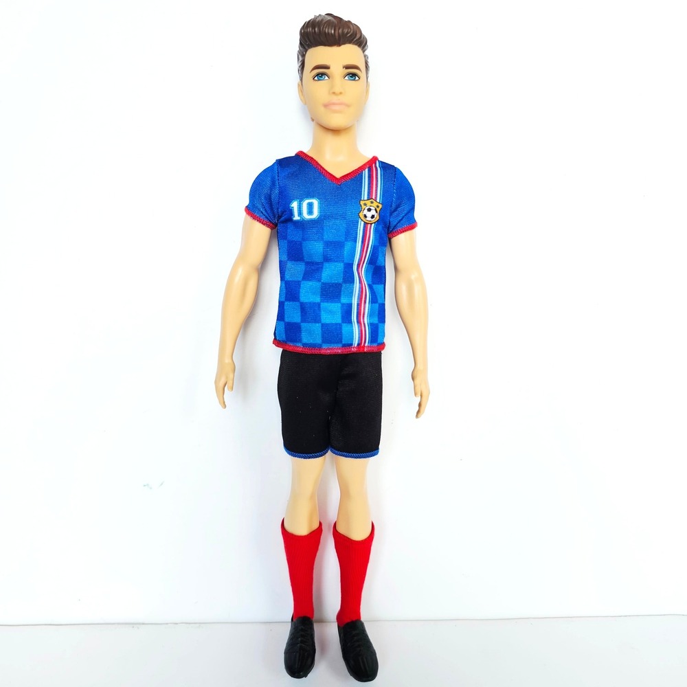 Barbie Career Ken Soccer‎ Doll Cropped Hair Player #10 1490